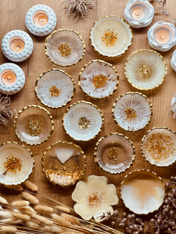 Resin jewelry bowls in white with gold