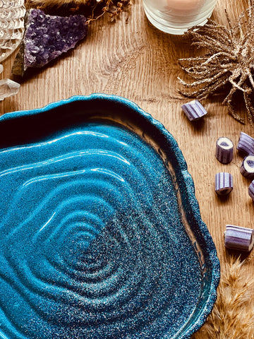 Resin bowl in different shades of blue