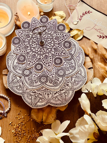 Mandala cake stand made of clay in white with purple